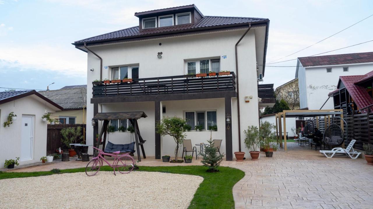 Casa Sebastian Hotel Costinesti Bagian luar foto