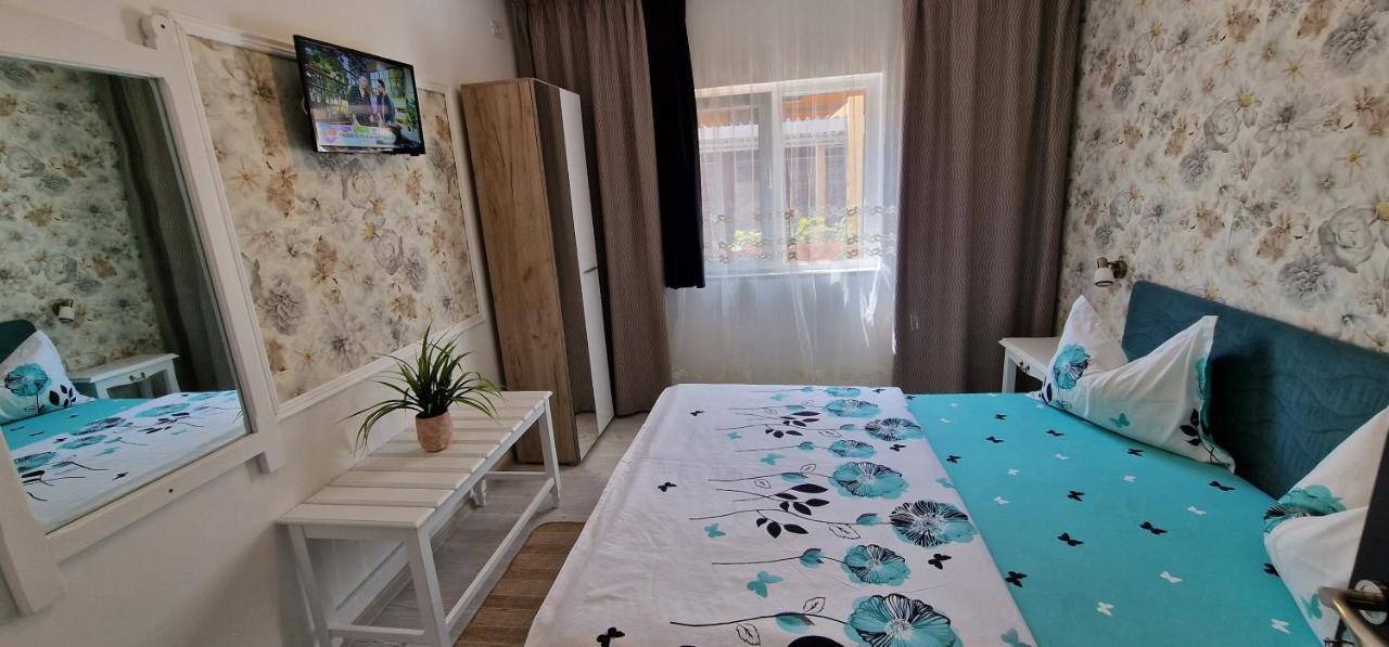Casa Sebastian Hotel Costinesti Ruang foto