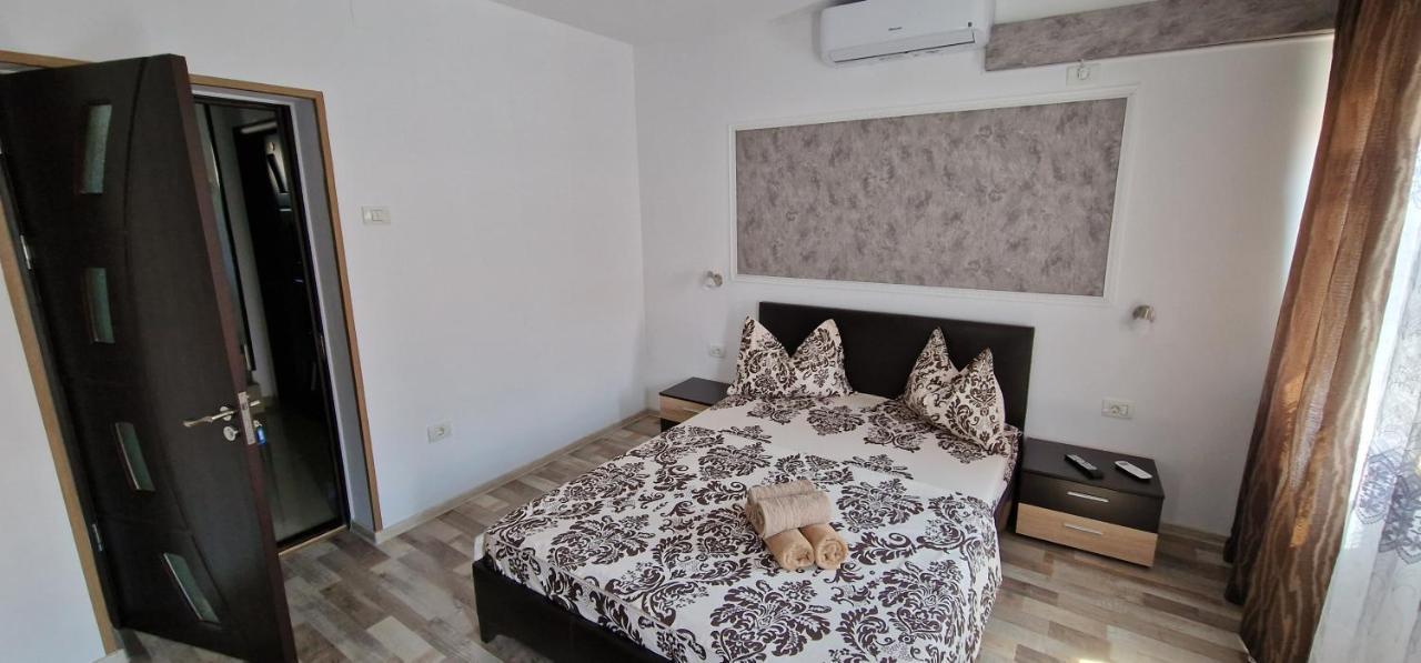 Casa Sebastian Hotel Costinesti Ruang foto