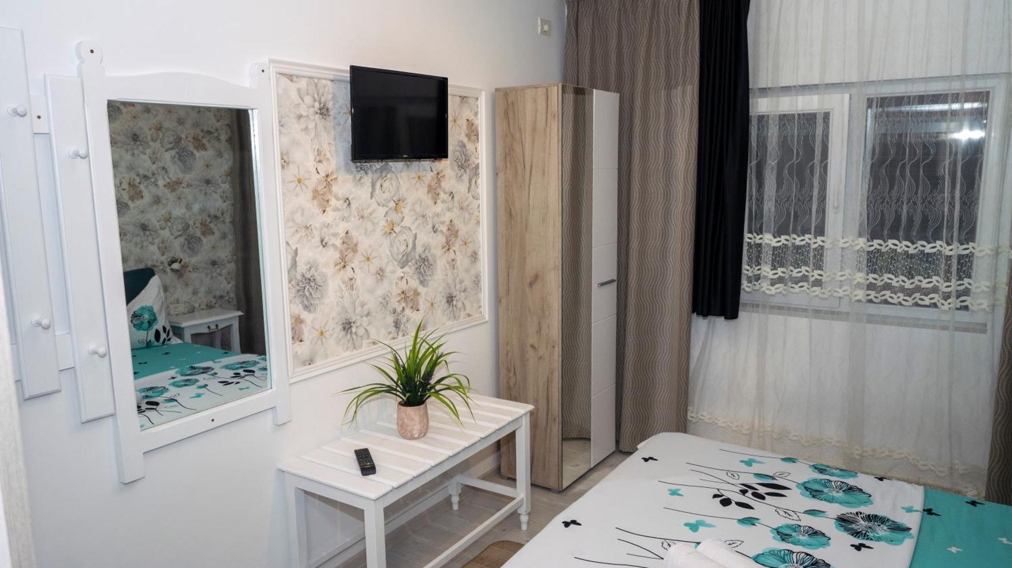 Casa Sebastian Hotel Costinesti Ruang foto